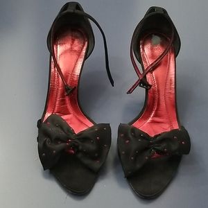 Rodo black satin peep toe low heel sandal